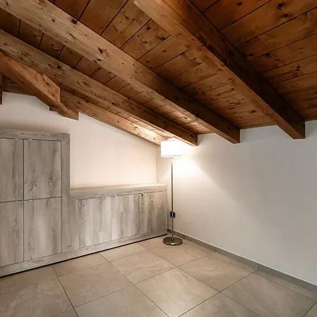 Mosaic - By Myhomeincomo 公寓 内索