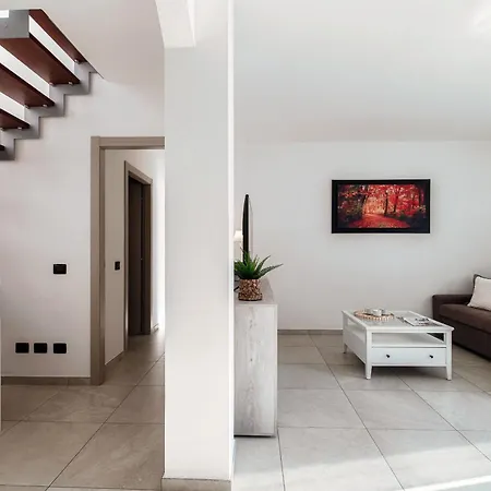 Mosaic - By Myhomeincomo 公寓 内索