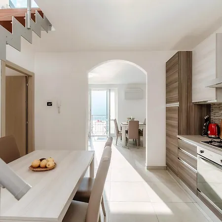 Mosaic - By Myhomeincomo * 内索