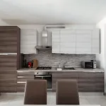 Apartamento Mosaic - By Myhomeincomo Nesso